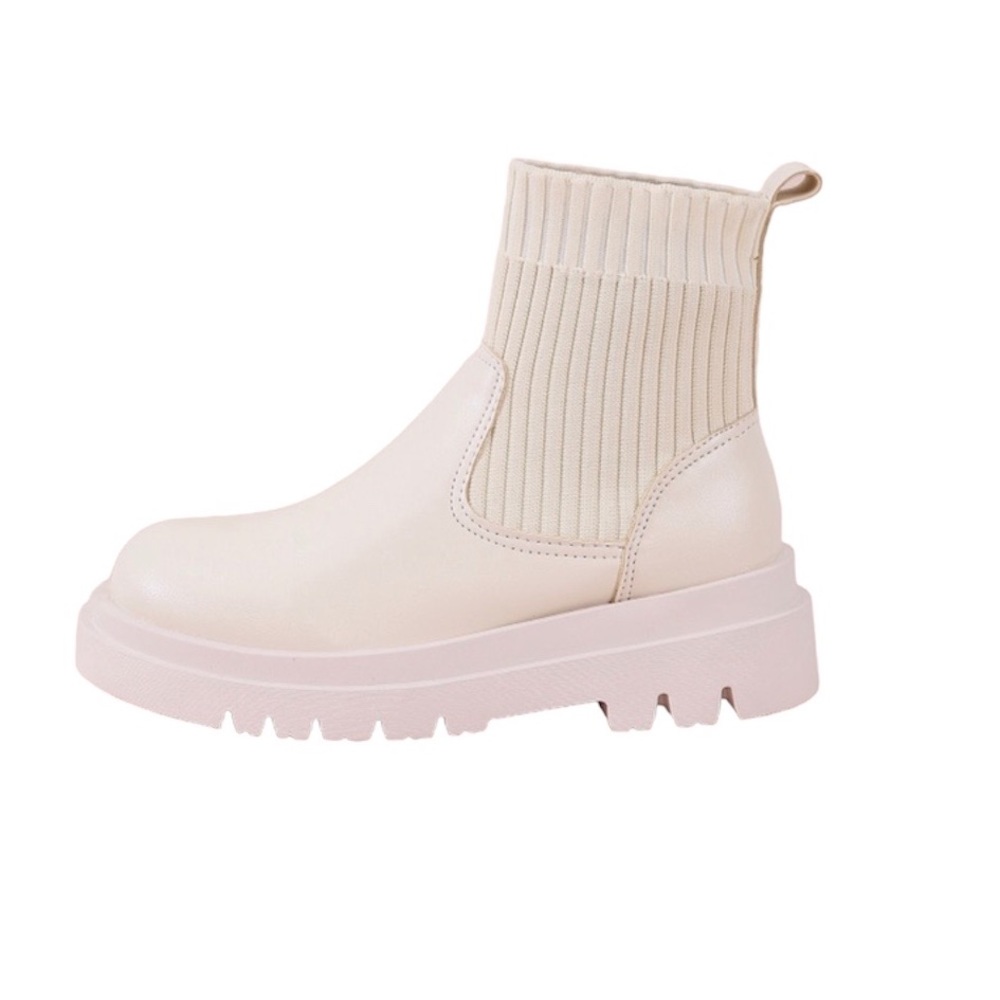 [Shein] Slip On Minimalist Knit Detail Boot